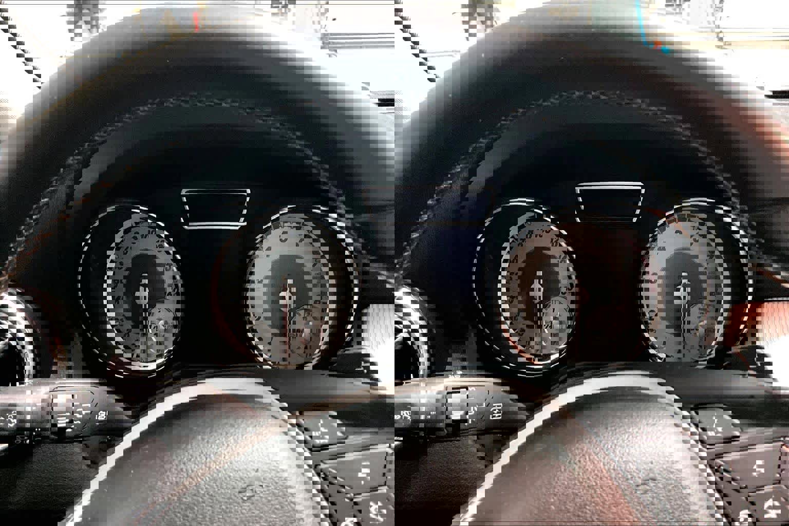 Used 2015 Mercedes-Benz GLA 250 4MATIC image 26