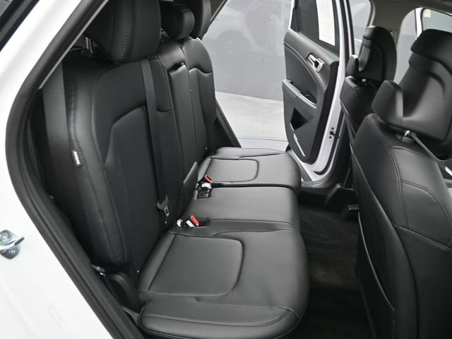 Used 2025 Kia Sportage EX w/ Premium Package FWD image 14