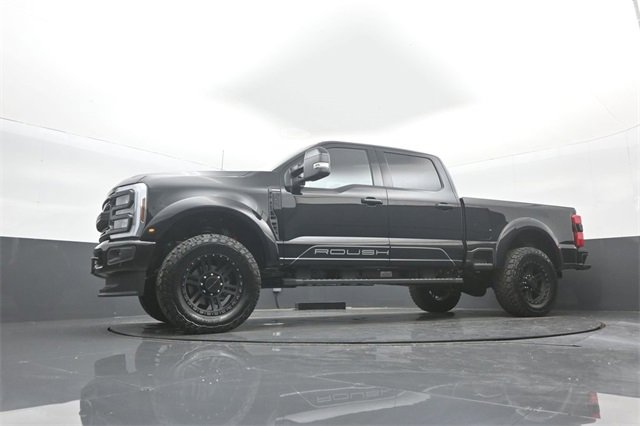 New 2026 Ford F250 Lariat w/ Black Appearance Package image 31