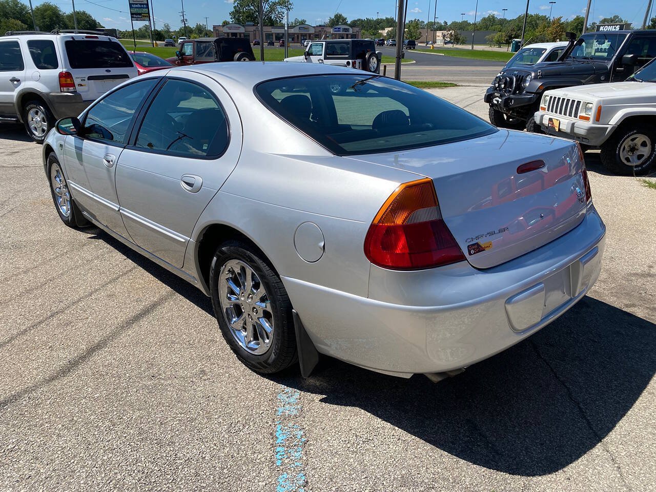 Used 2000 Chrysler 300M FWD image 5