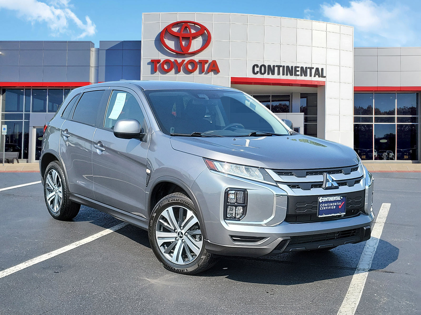 Used 2024 Mitsubishi Outlander Sport ES AWD/4WD image 2