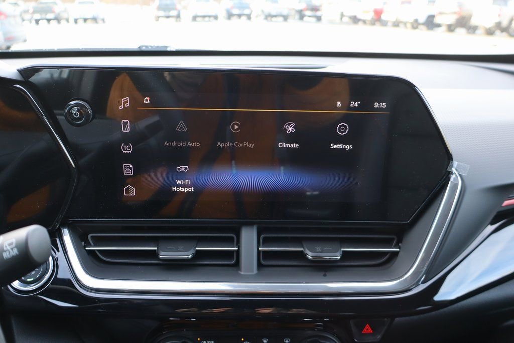 New 2026 Chevrolet Trax RS w/ Sunroof Package image 9