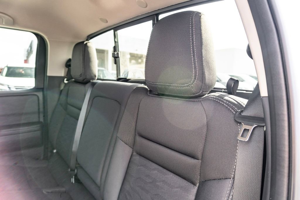 Used 2024 Nissan Frontier SV w/ SV Convenience Package RWD image 26