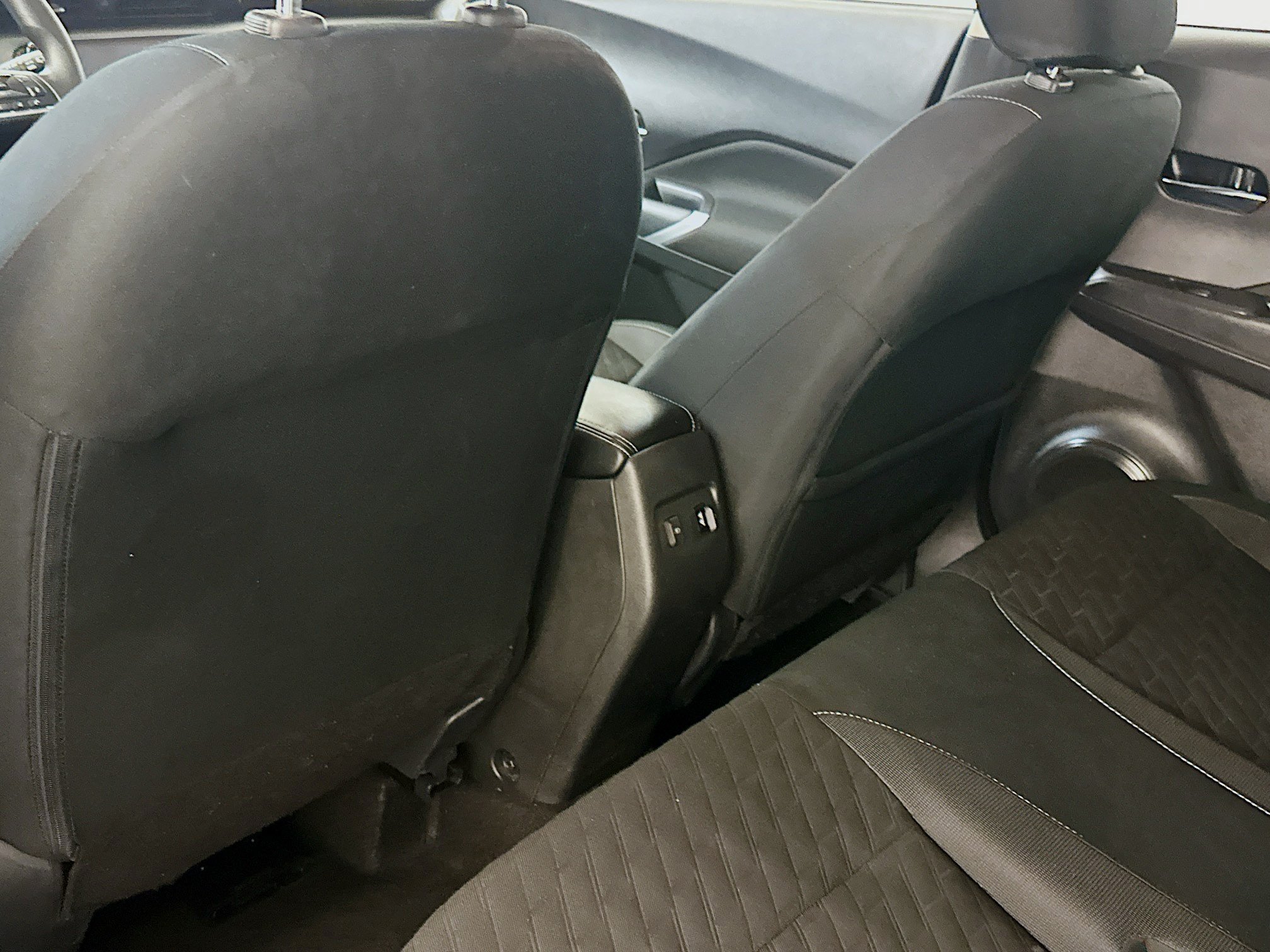 Used 2024 Nissan Kicks SV FWD image 27