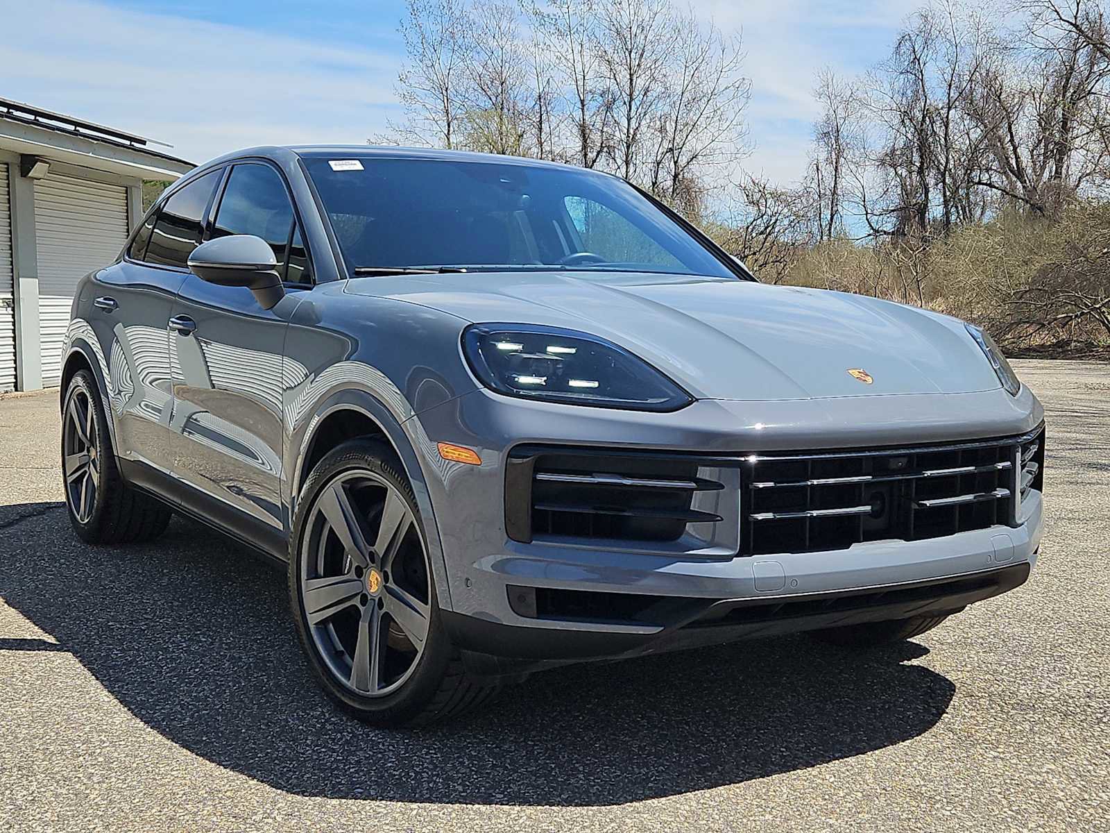 Used 2024 Porsche Cayenne Coupe AWD/4WD image 9