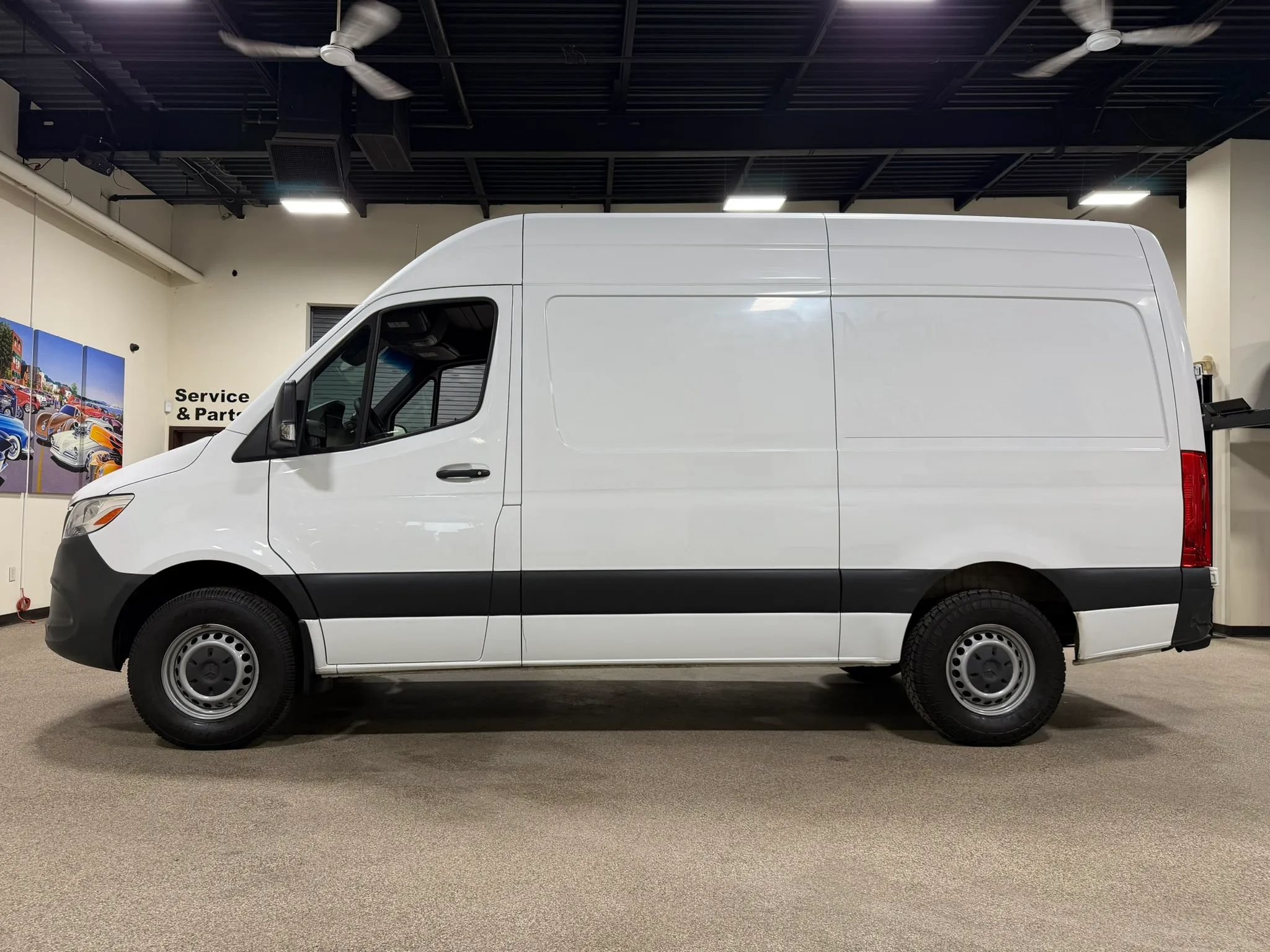 Used 2020 Mercedes-Benz Sprinter 2500 image 8