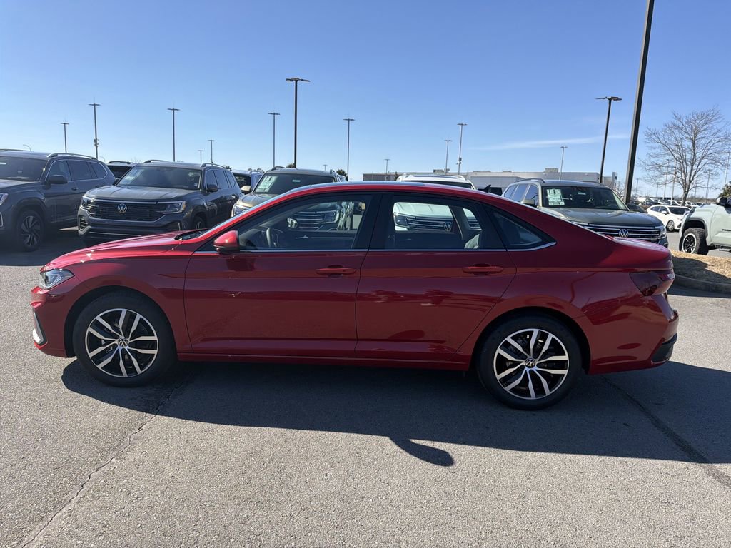 New 2026 Volkswagen Jetta SE image 8