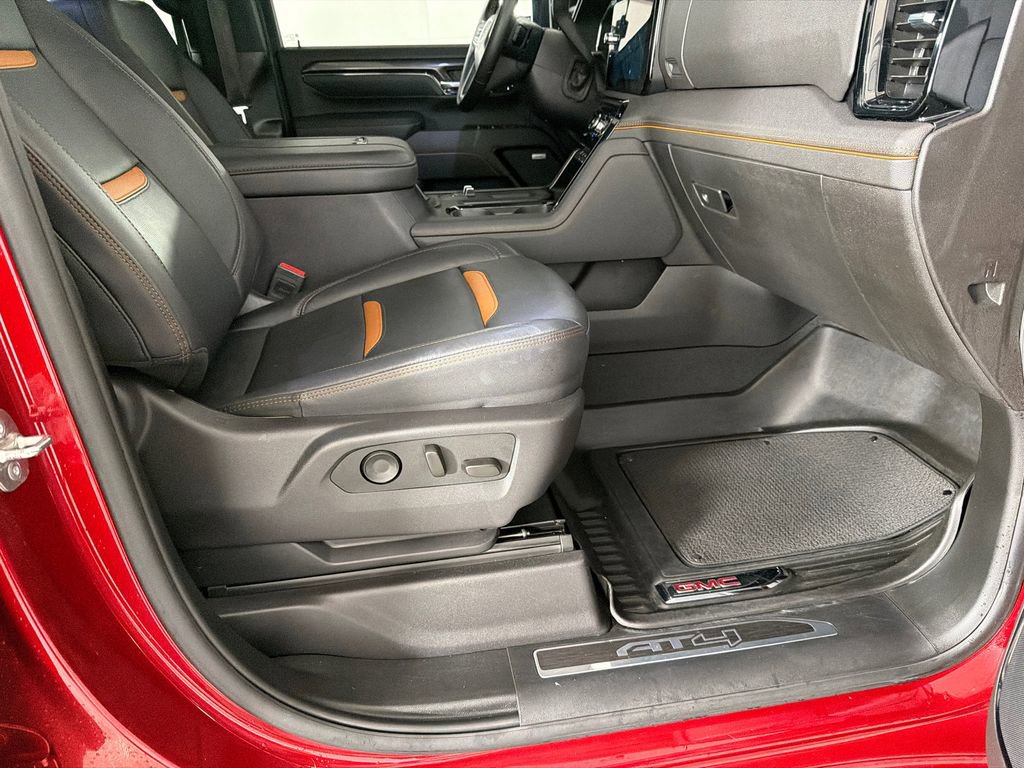 Used 2025 GMC Sierra 2500 AT4 w/ AT4 Premium Plus Package image 15