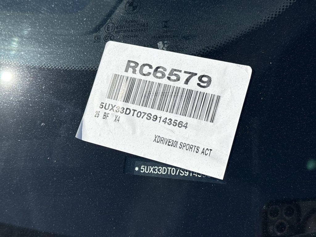 Used 2025 BMW X4 xDrive30i AWD/4WD image 32