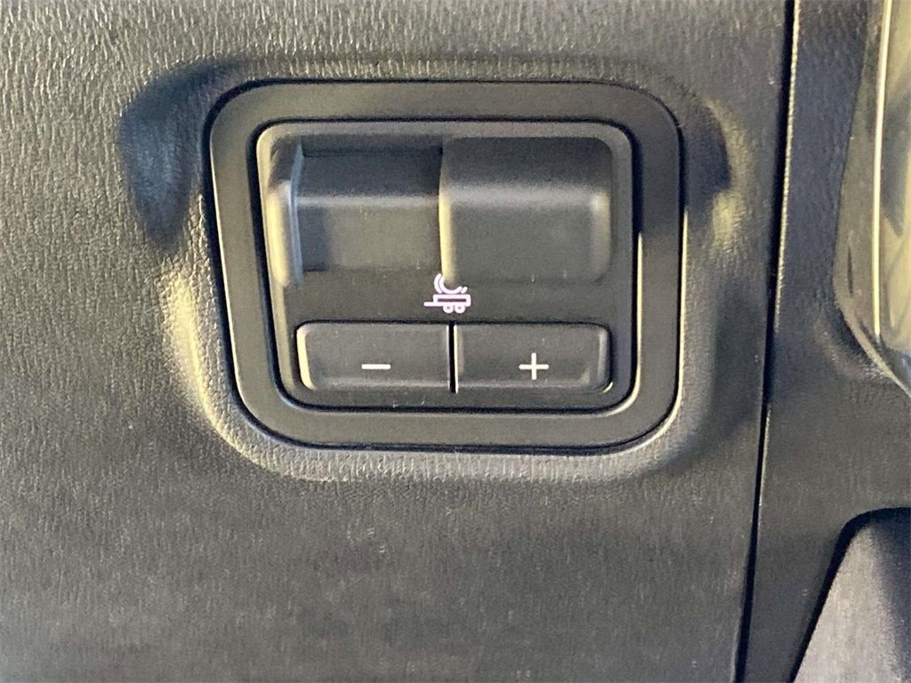 New 2026 GMC Hummer EV SUV w/ LPO, Dark Essentials Package image 21