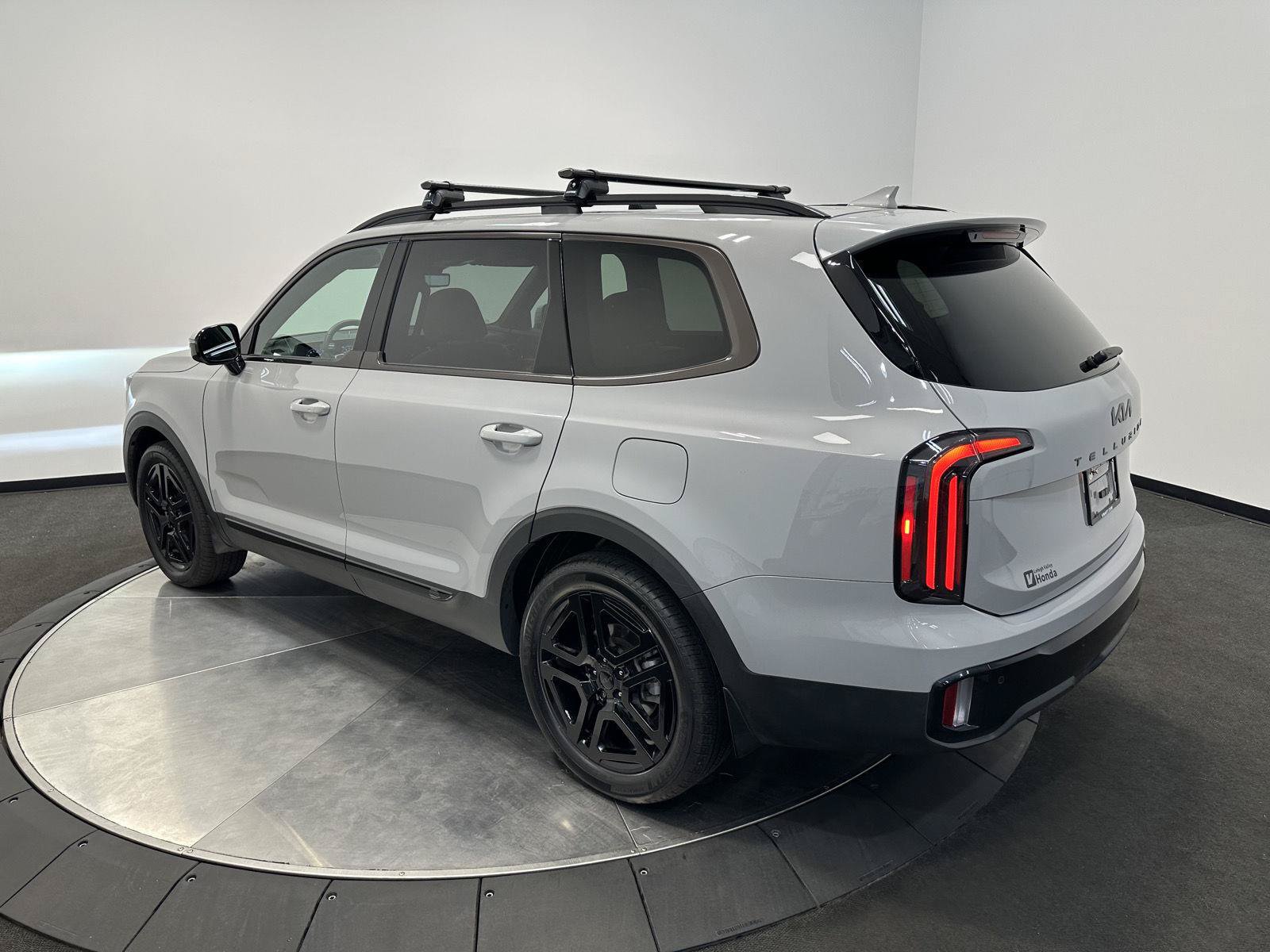 Used 2025 Kia Telluride SX Prestige X-Line AWD/4WD image 5