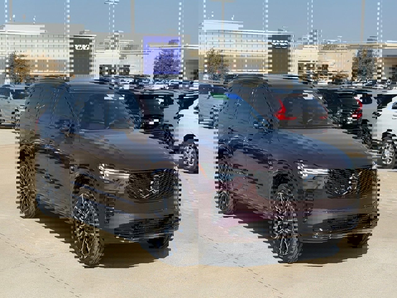 New 2026 Volvo XC90 B6 Ultra w/ Protection Package Premier image 4