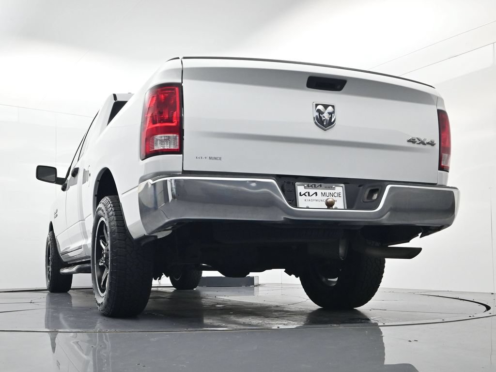 Used 2018 RAM 1500 ST w/ SXT Appearance Group AWD/4WD image 36