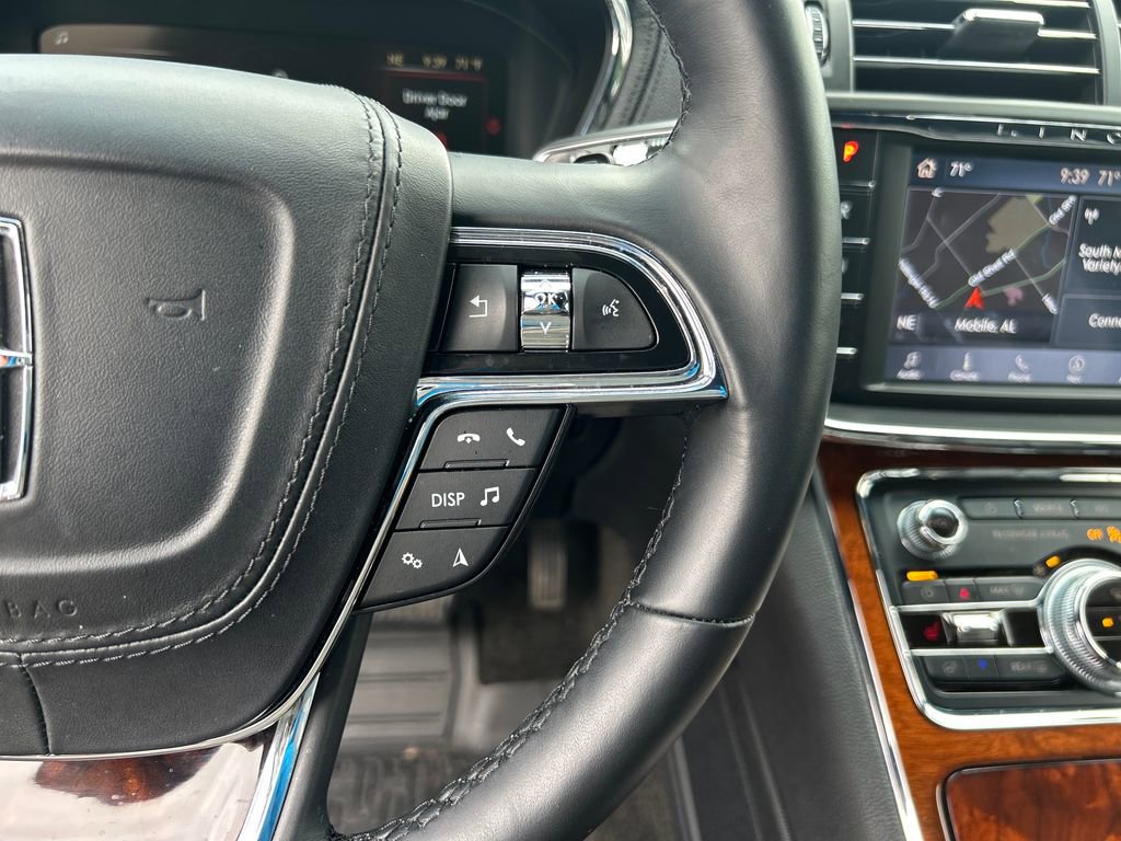 Used 2019 Lincoln Continental Select w/ Continental Climate Package FWD image 21