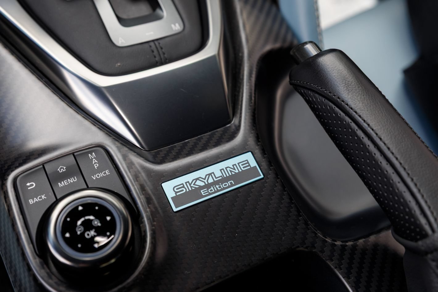Used 2024 Nissan GT-R AWD/4WD image 42
