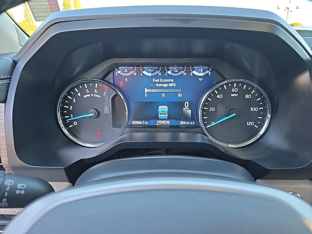 Used 2023 Ford Expedition Limited image 12