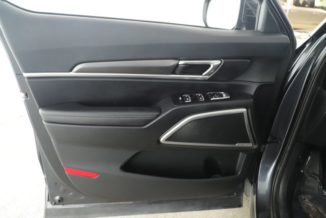 Used 2024 Kia Telluride LX image 8
