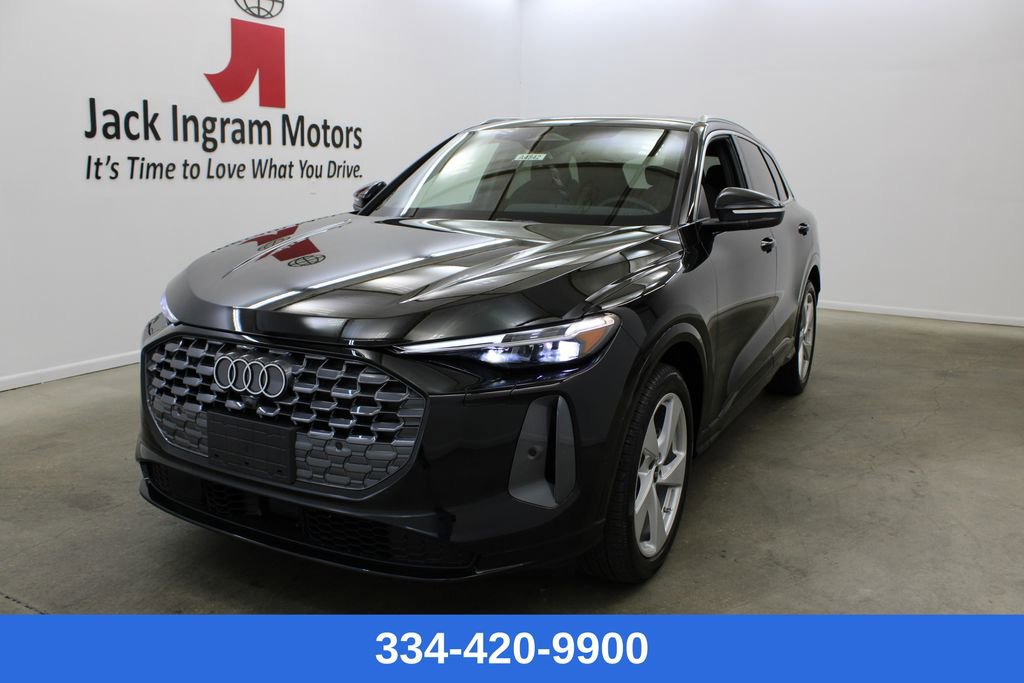 New 2025 Audi Q5 Prestige image 1