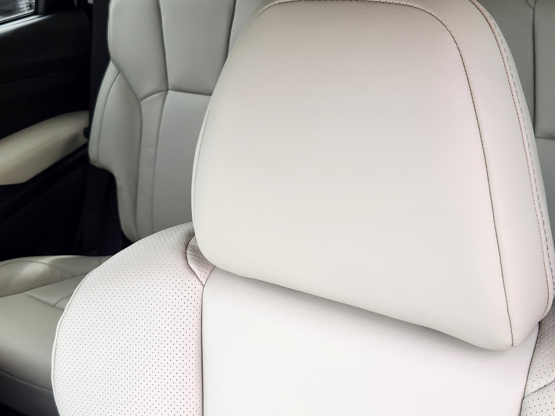 New 2026 Subaru Ascent Limited AWD/4WD image 10