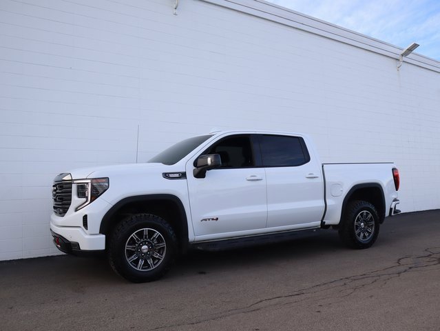 Used 2024 GMC Sierra 1500 AT4 w/ Technology Package image 3