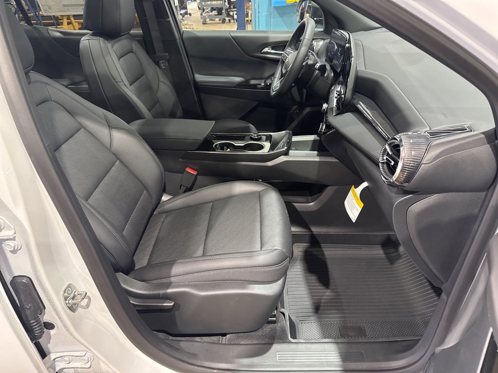 New 2026 Chevrolet Equinox LT w/ Convenience Package II image 42