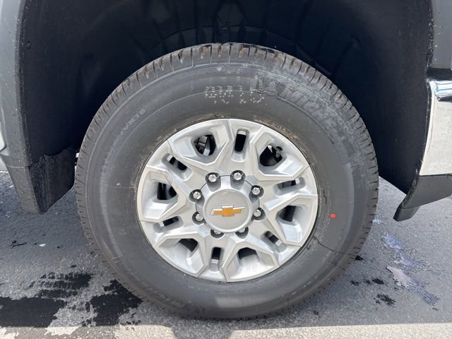 New 2026 Chevrolet Silverado 3500 LT w/ Safety Package AWD/4WD image 9