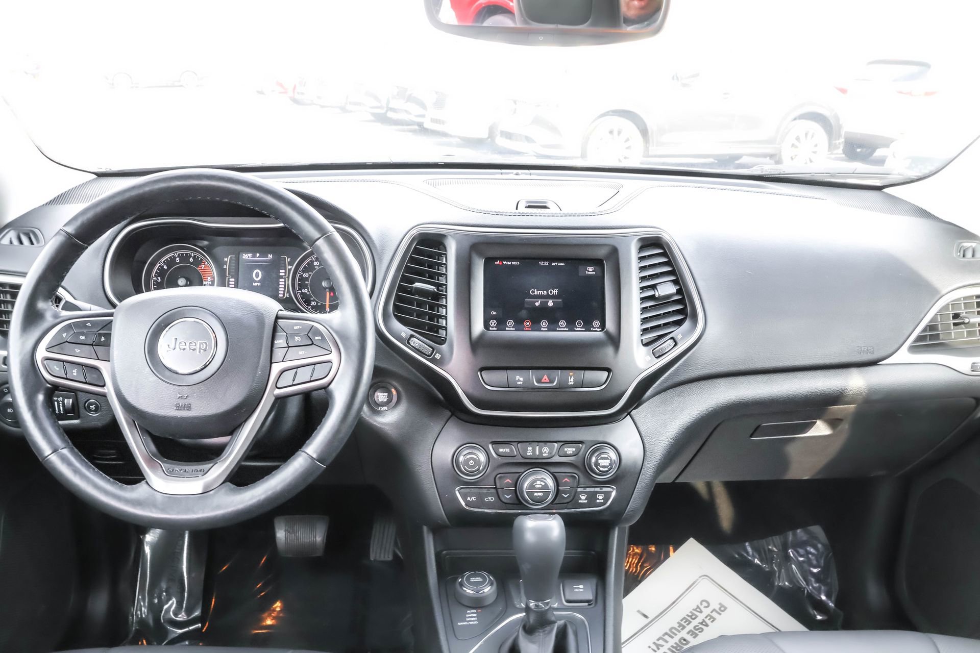 Used 2020 Jeep Cherokee Latitude Lux w/ Comfort/Convenience Group image 33