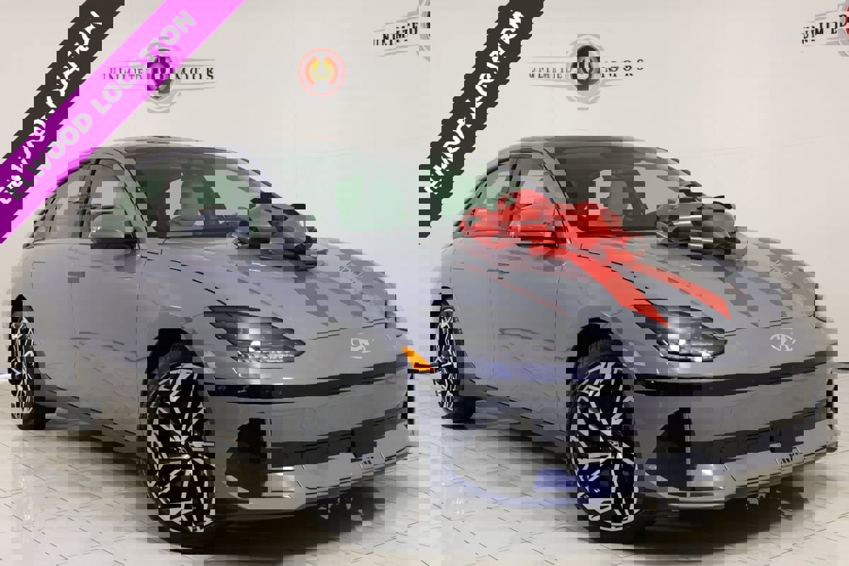 Used 2025 Hyundai Ioniq 6 Limited image 1