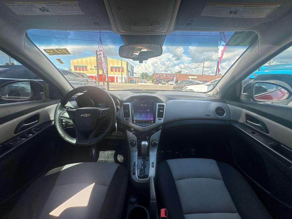 Used 2016 Chevrolet Cruze LS FWD image 13