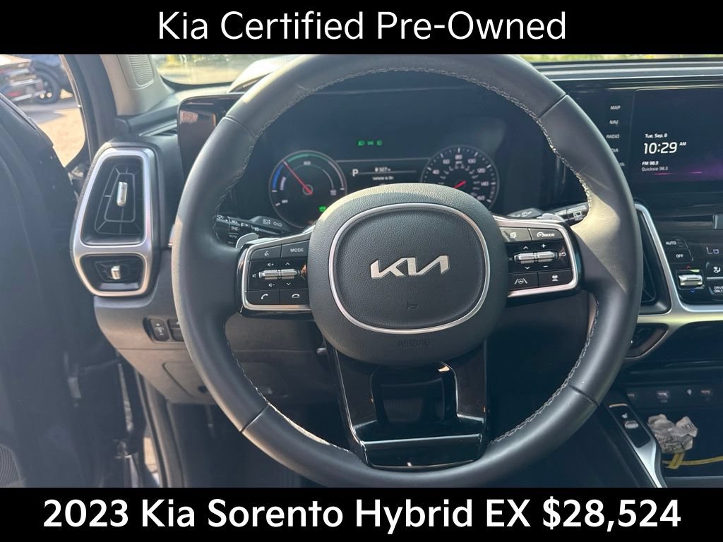 Certified 2023 Kia Sorento EX FWD image 11