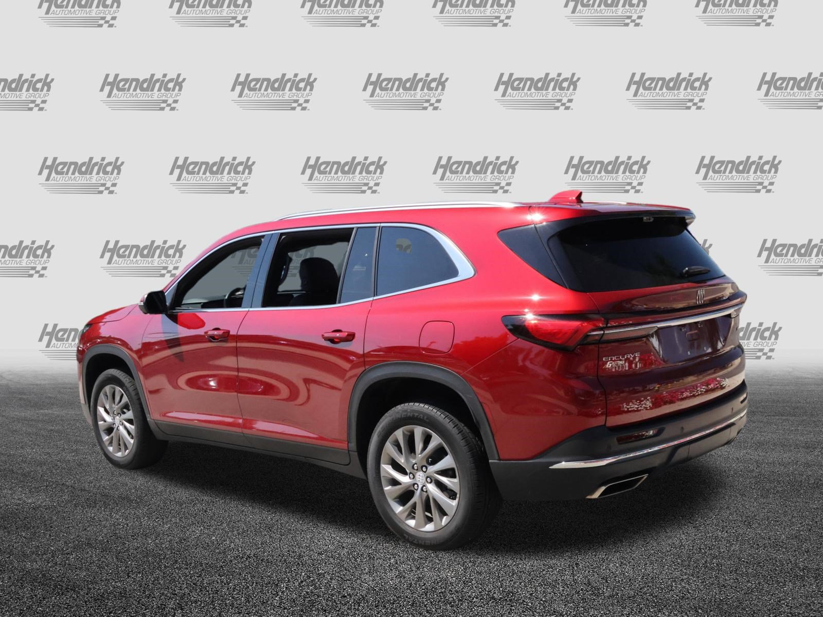 Used 2026 Buick Enclave Preferred w/ Power Package FWD image 7