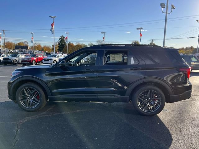 New 2026 Ford Explorer ST-Line w/ ST-Line Street Pack image 3