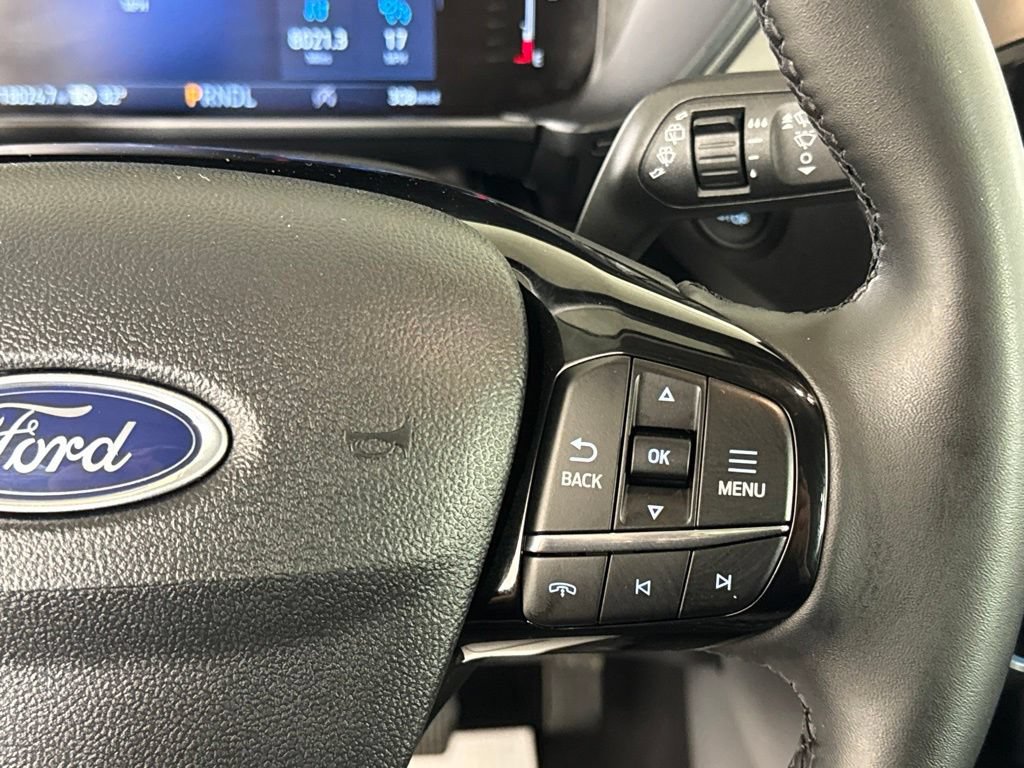 Used 2025 Ford Escape Active w/ Cold Weather Package AWD/4WD image 12