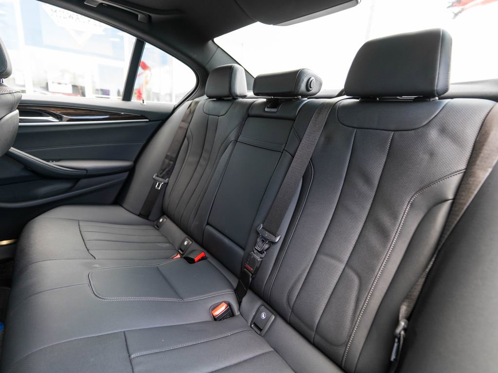 Used 2023 BMW 530i xDrive w/ Convenience Package AWD/4WD image 29