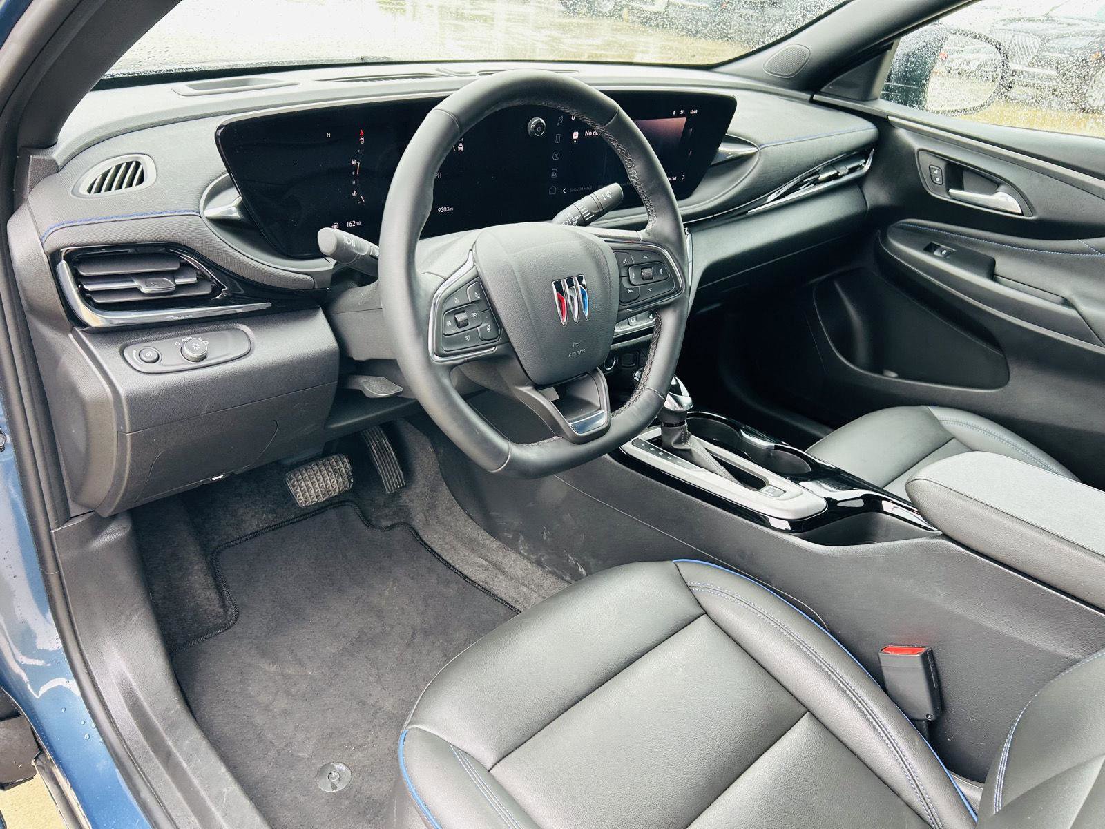 Used 2025 Buick Envista Sport Touring w/ Convenience I Package image 14