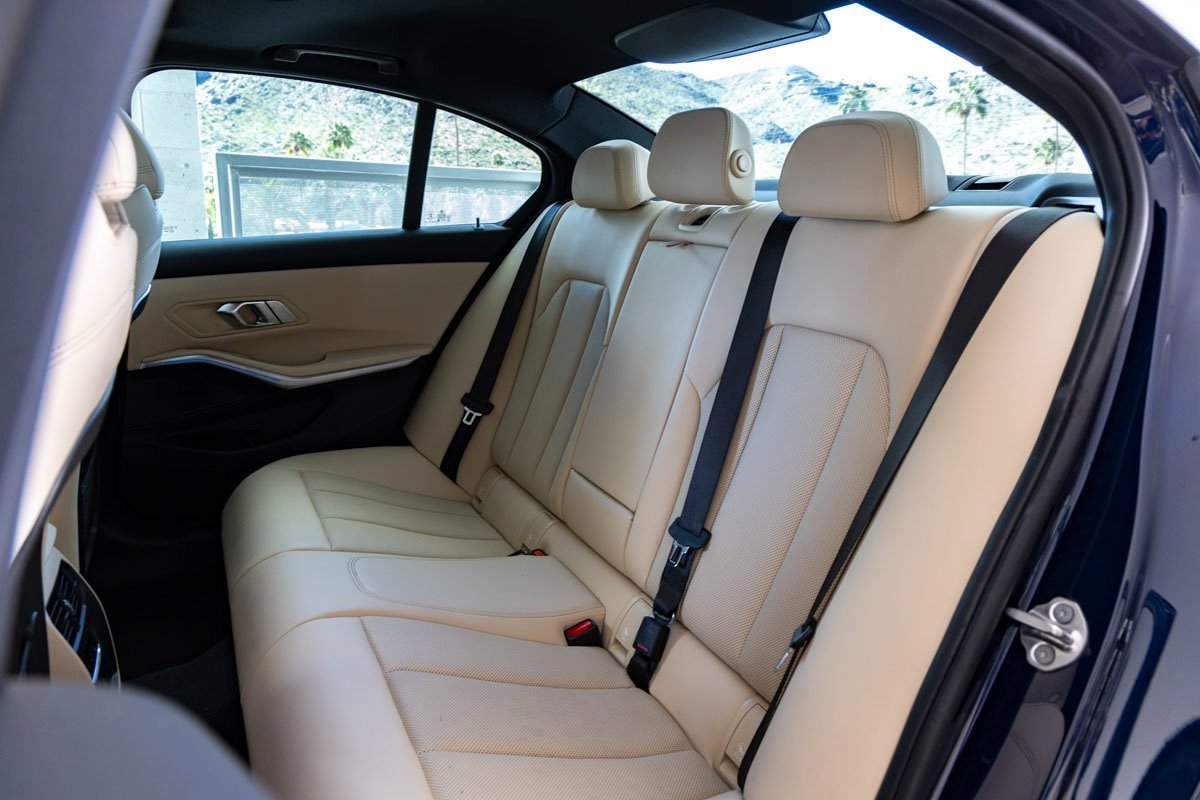 Certified 2023 BMW 330e w/ Premium Package image 21