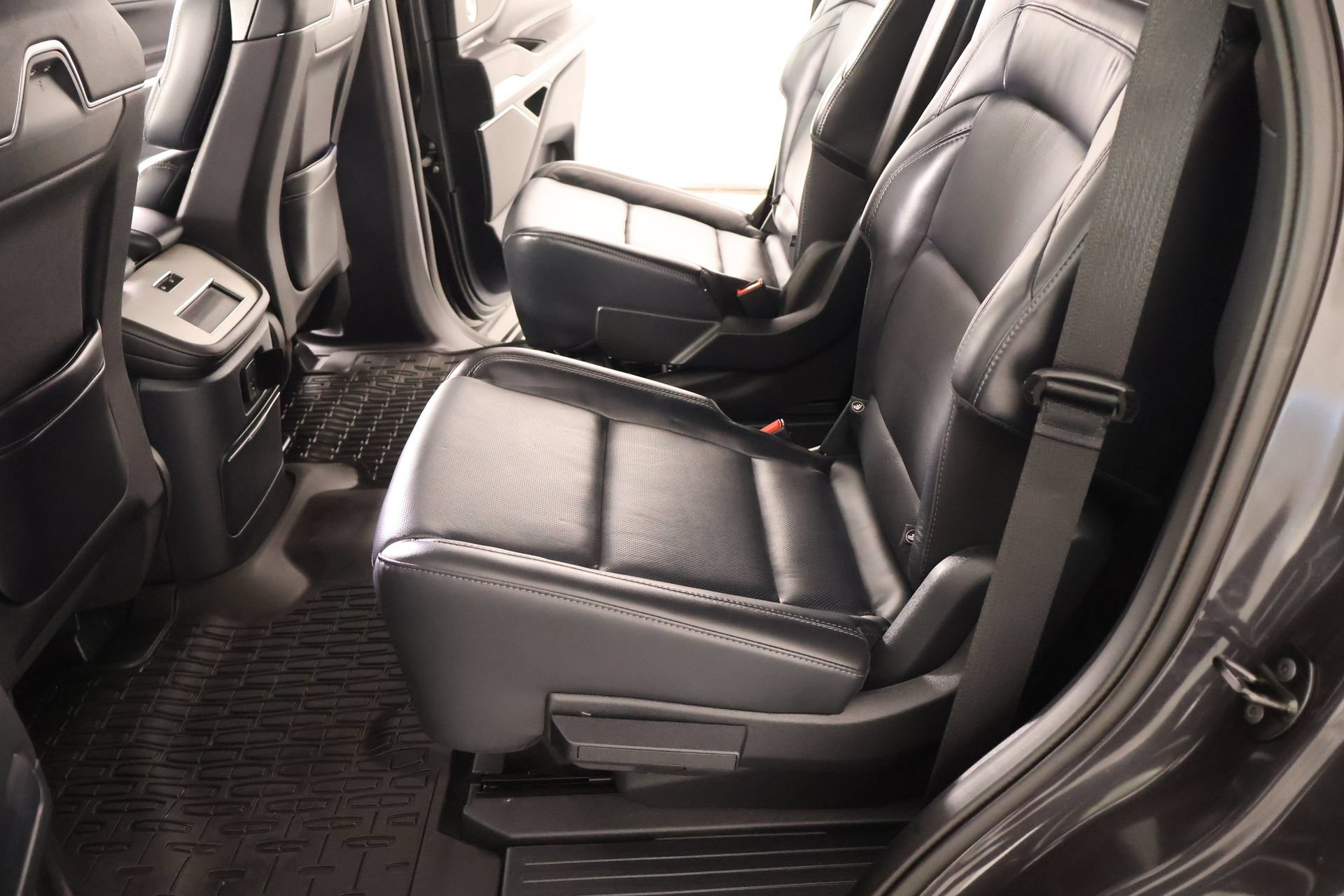 Used 2025 Lincoln Navigator Reserve w/ Jet Appearance Package AWD/4WD image 14