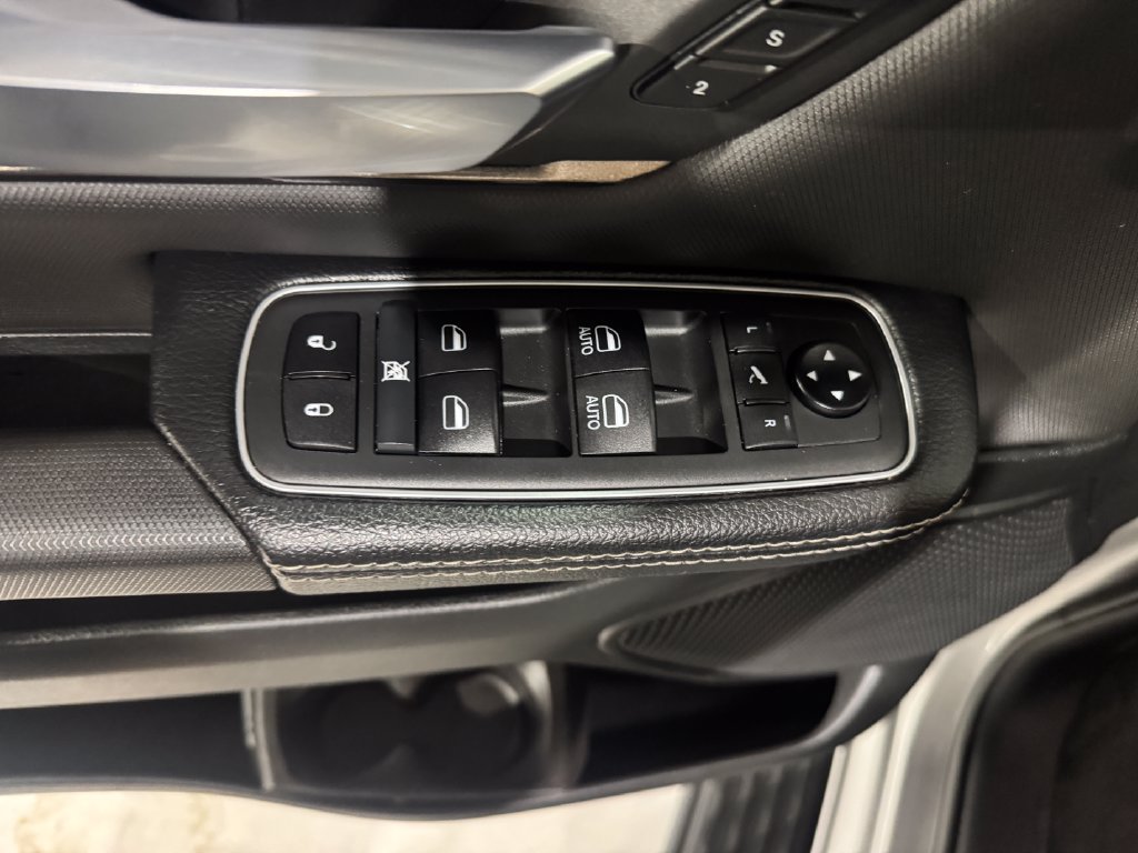 Used 2021 RAM 1500 Rebel w/ Level 2 Equipment Group AWD/4WD image 17