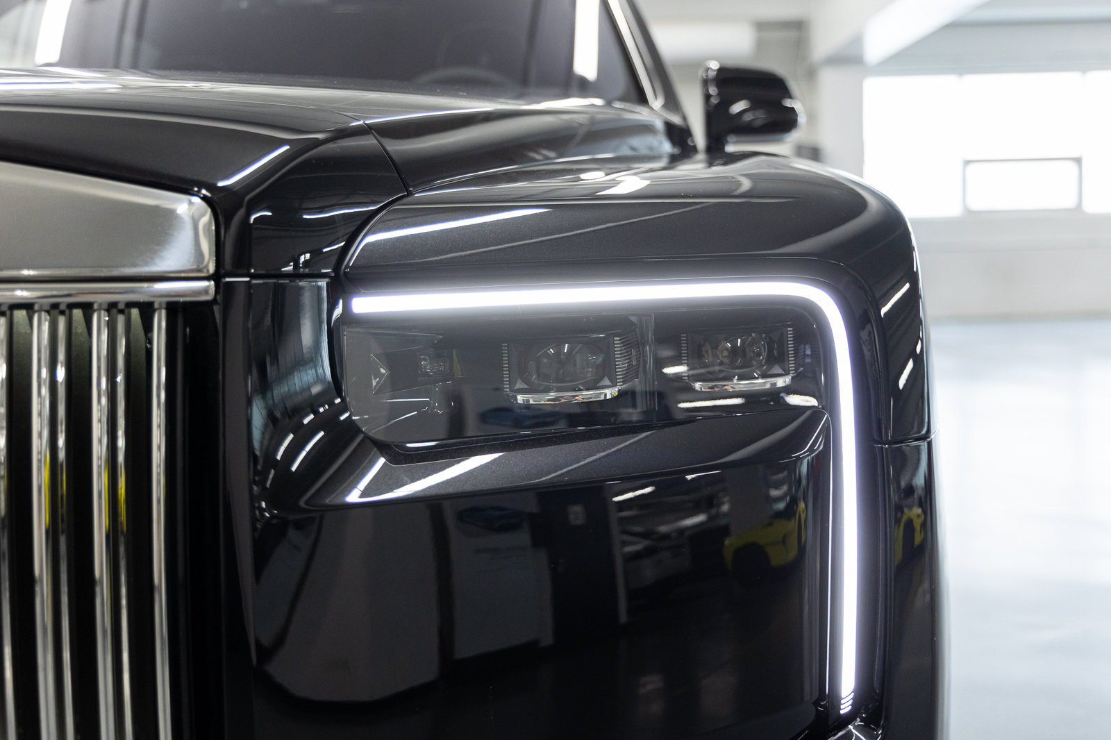 New 2027 Rolls-Royce Cullinan AWD/4WD image 12