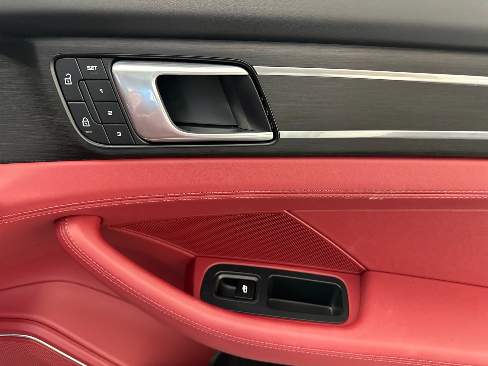 Certified 2023 Porsche Panamera Platinum Edition RWD image 19