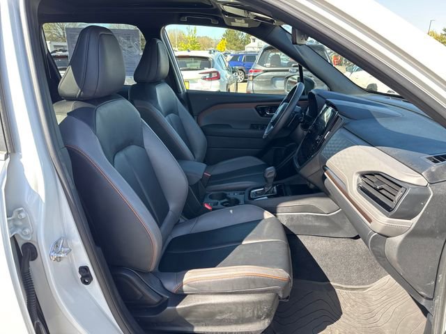Used 2025 Subaru Forester Sport w/ Popular Package #1 AWD/4WD image 9