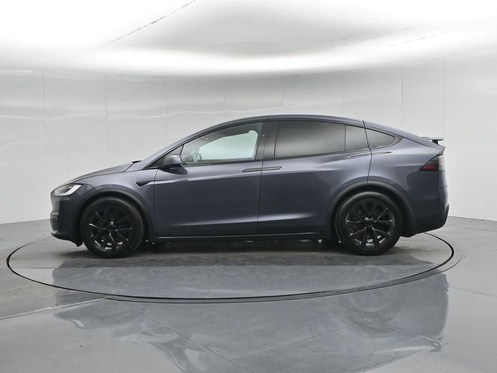 Used 2023 Tesla Model X image 30