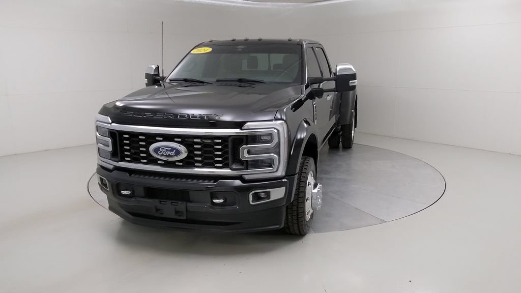 Certified 2024 Ford F450 Platinum w/ FX4 Off-Road Package AWD/4WD image 9