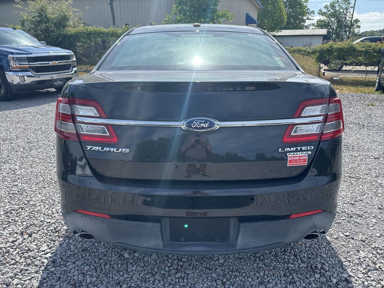 Used 2014 Ford Taurus Limited FWD image 6
