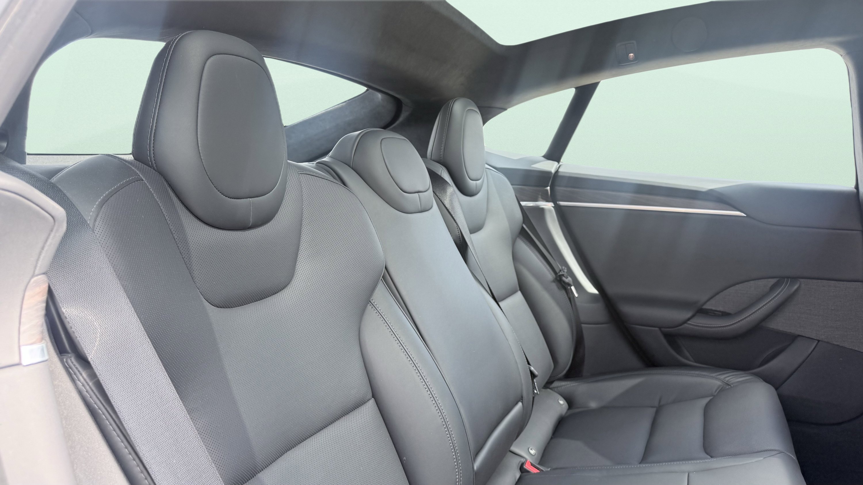 Used 2023 Tesla Model S AWD/4WD image 43