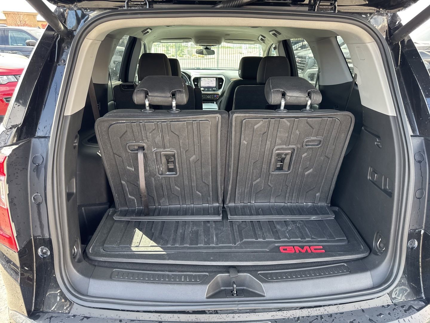 Used 2021 GMC Acadia SLE w/ Driver Convenience Package image 15