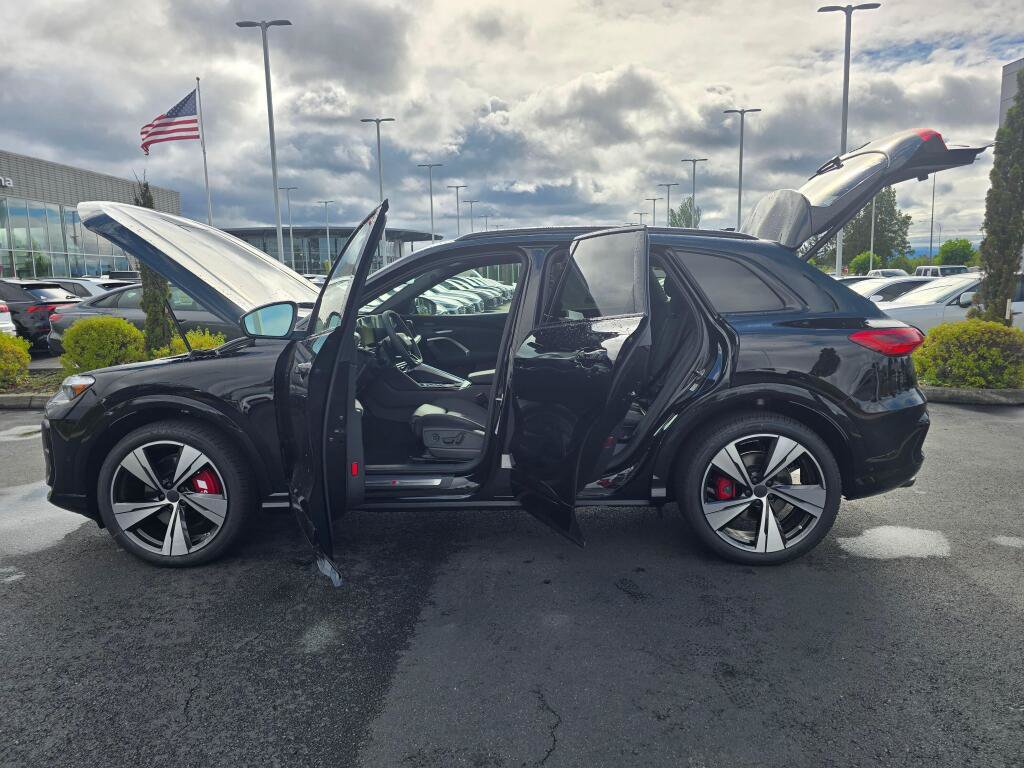 New 2026 Audi SQ5 Premium Plus AWD/4WD image 11