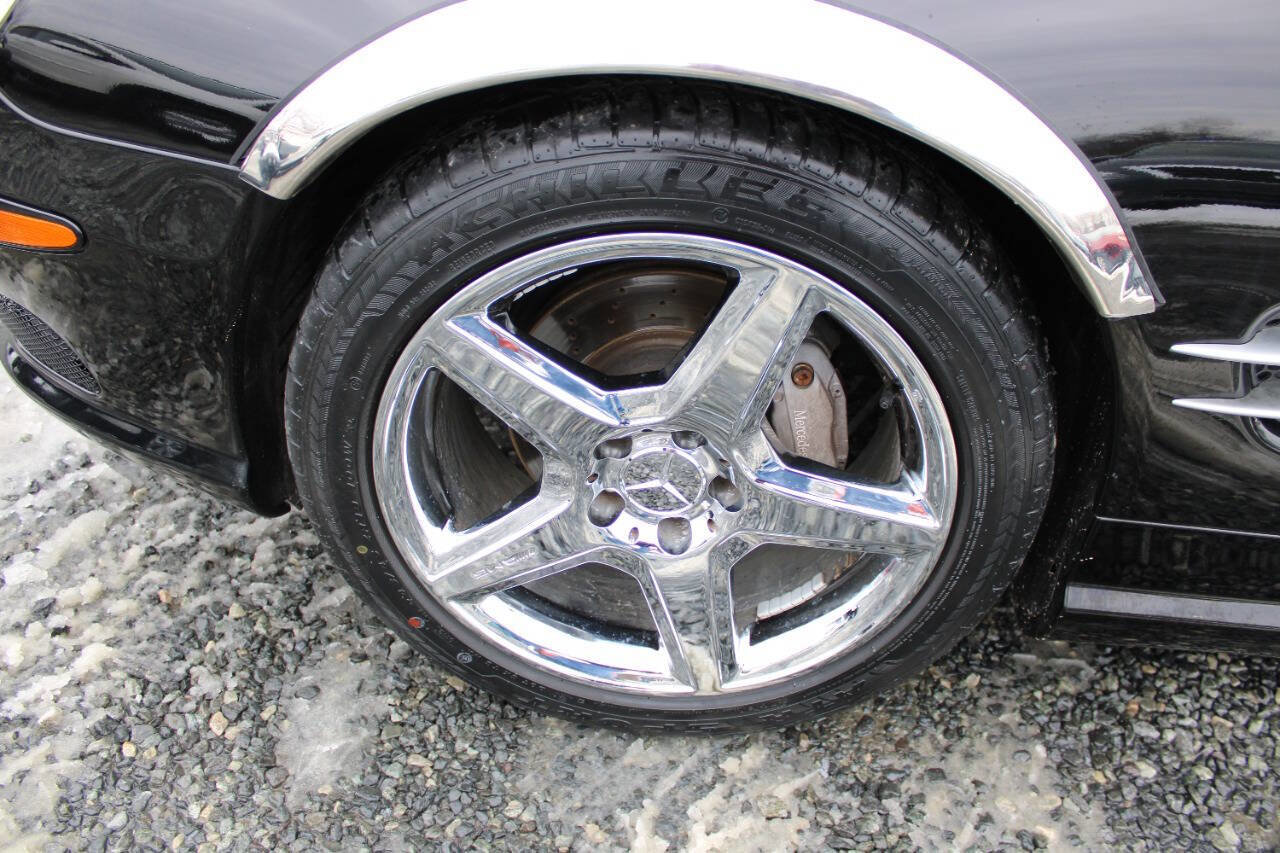 Used 2005 Mercedes-Benz SL 500 w/ AMG Sport Pkg image 29
