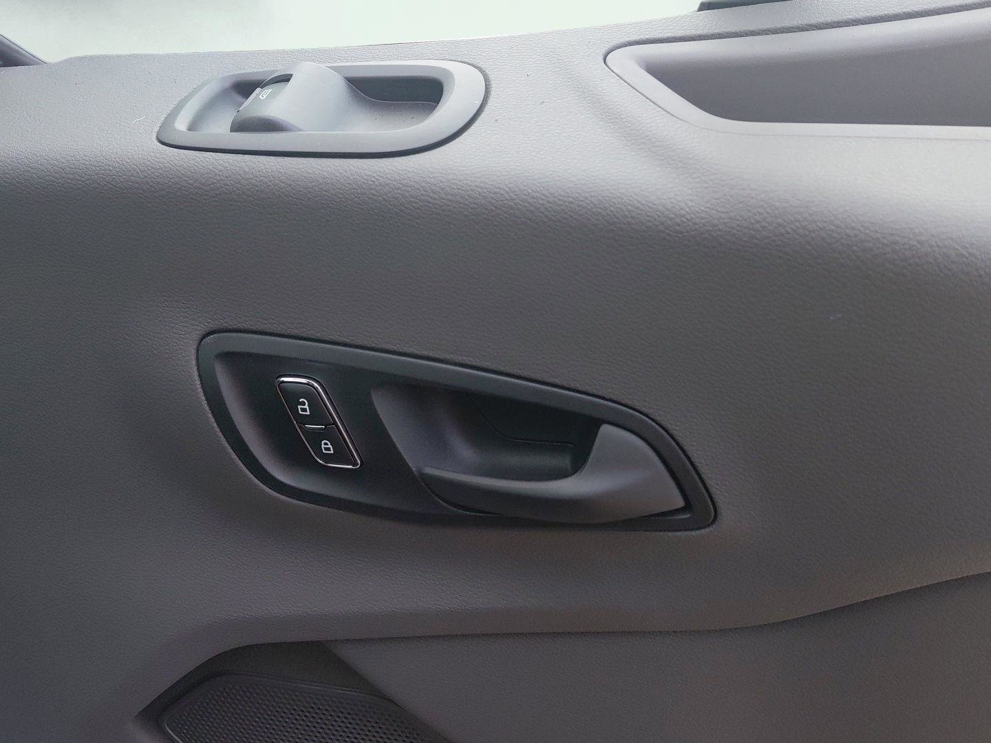 New 2023 Ford E-Transit Medium Roof image 14