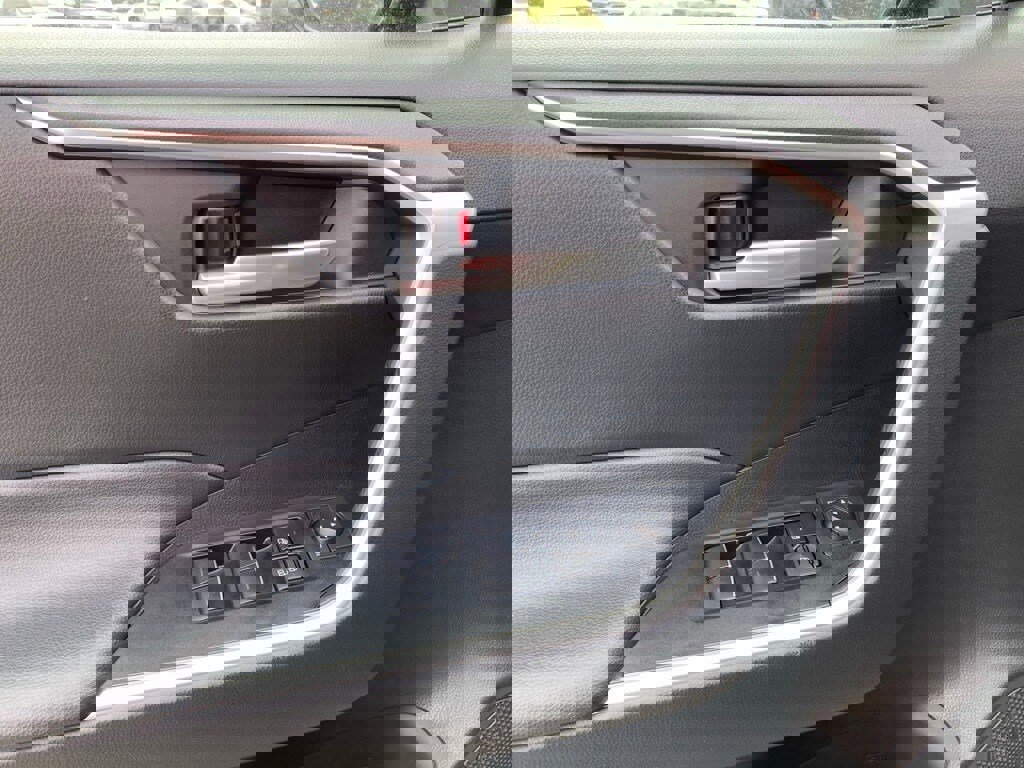 Certified 2025 Toyota RAV4 XLE image 13